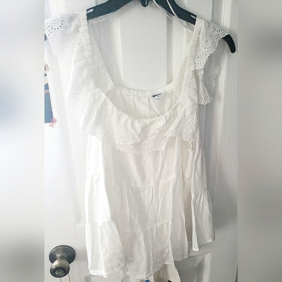 Old Navy Boho Eyelet Blouse - Picture 1 of 8